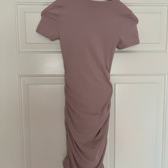 Aritzia Babaton Blush Pink Short Sleeve Body Con Dress Side Ruching Size 2XS - Picture 3 of 6